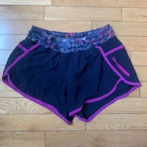 LULULEMON HOTTY HOT SHORTS